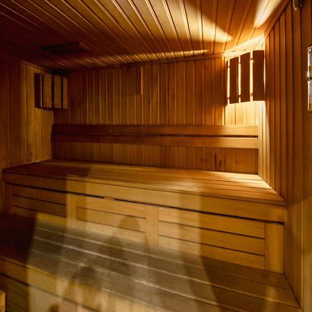 Spa Hotel Grace Forum Єреван Екстер'єр фото
