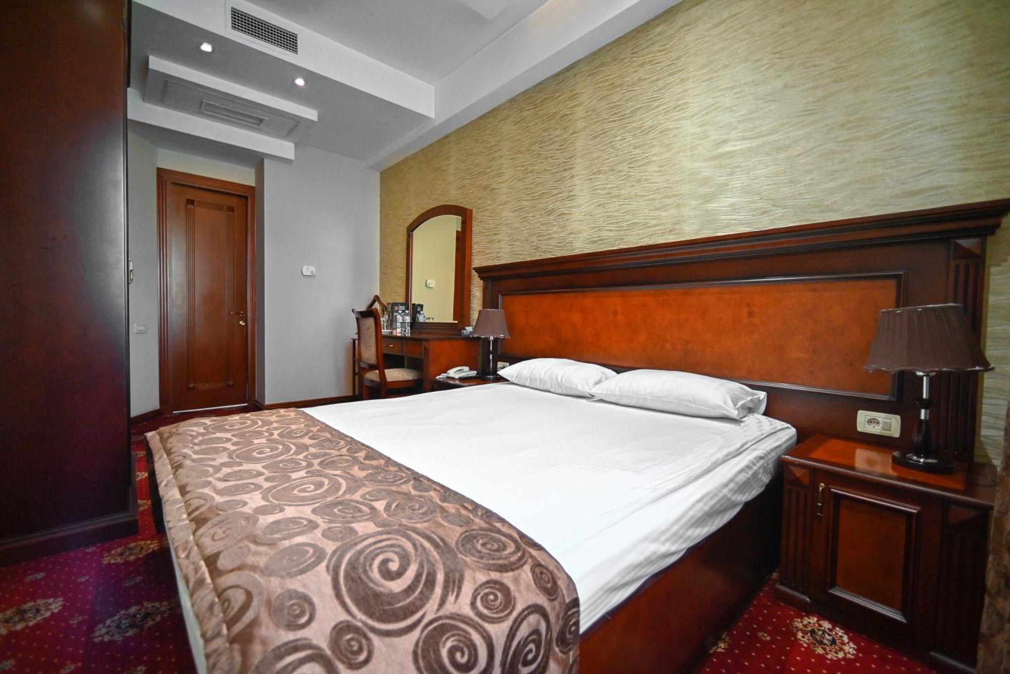 Spa Hotel Grace Forum Єреван Номер фото